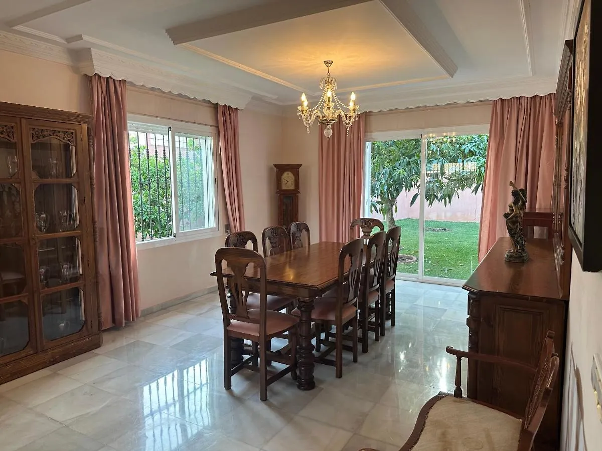 Villa El Rosal Marbella 0*,